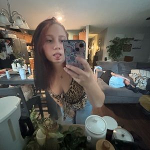 Meet your Posher, Lily